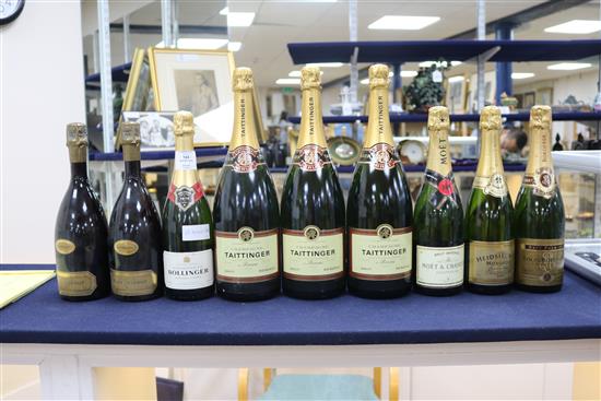Six bottles of assorted champagnes N.V. including Moet & Chandon and three magnums of Tattinger N.V.